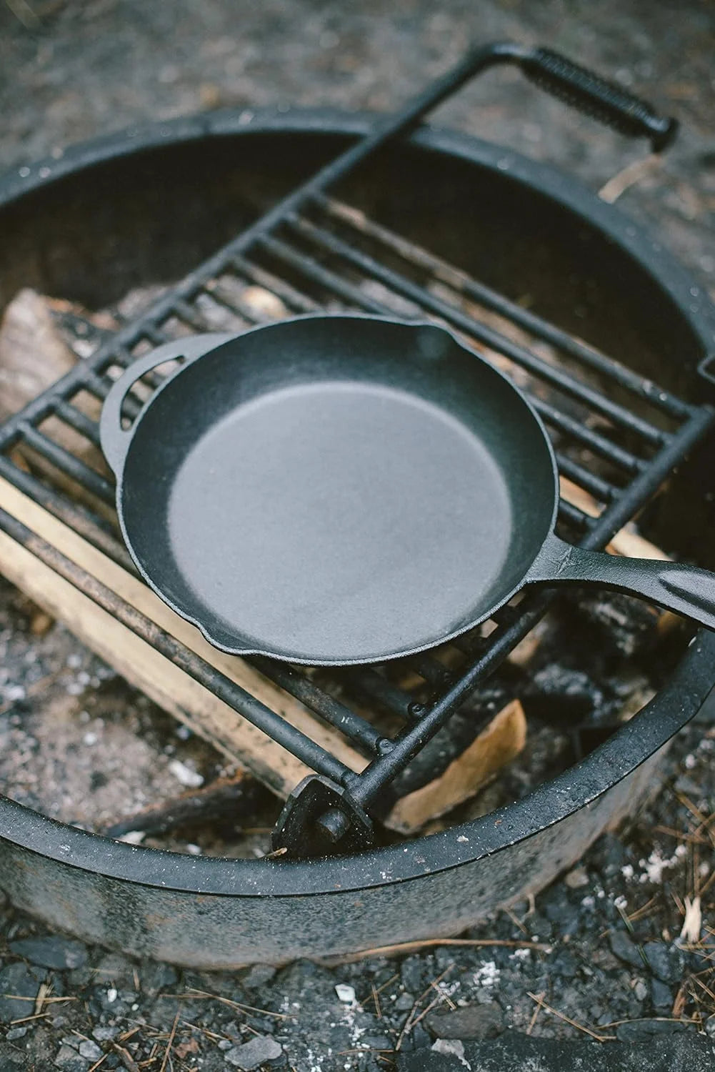 Black Enameled Cast Iron Skillet W948