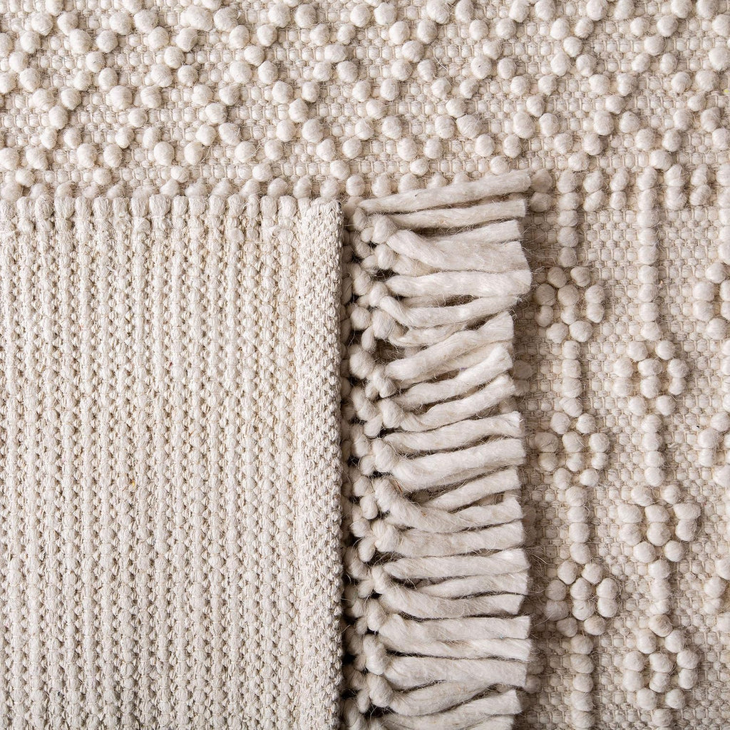 Ivory Handmade Wool Accent Rug F3665
