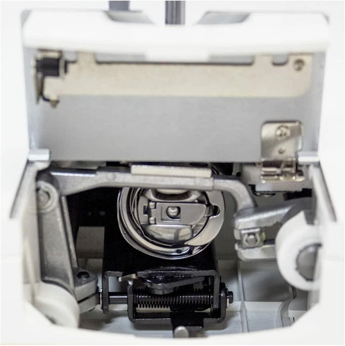 1-Needle Lockstitch Portable Sewing Machine F1803