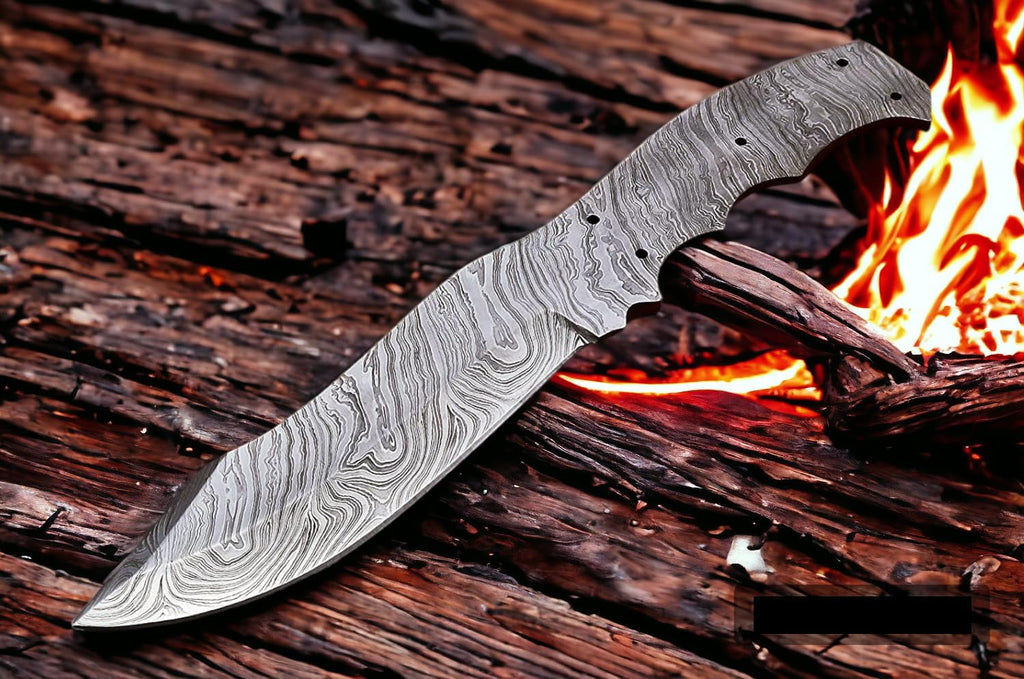 Damascus Steel Full Tang Blank Blade Knife K634701