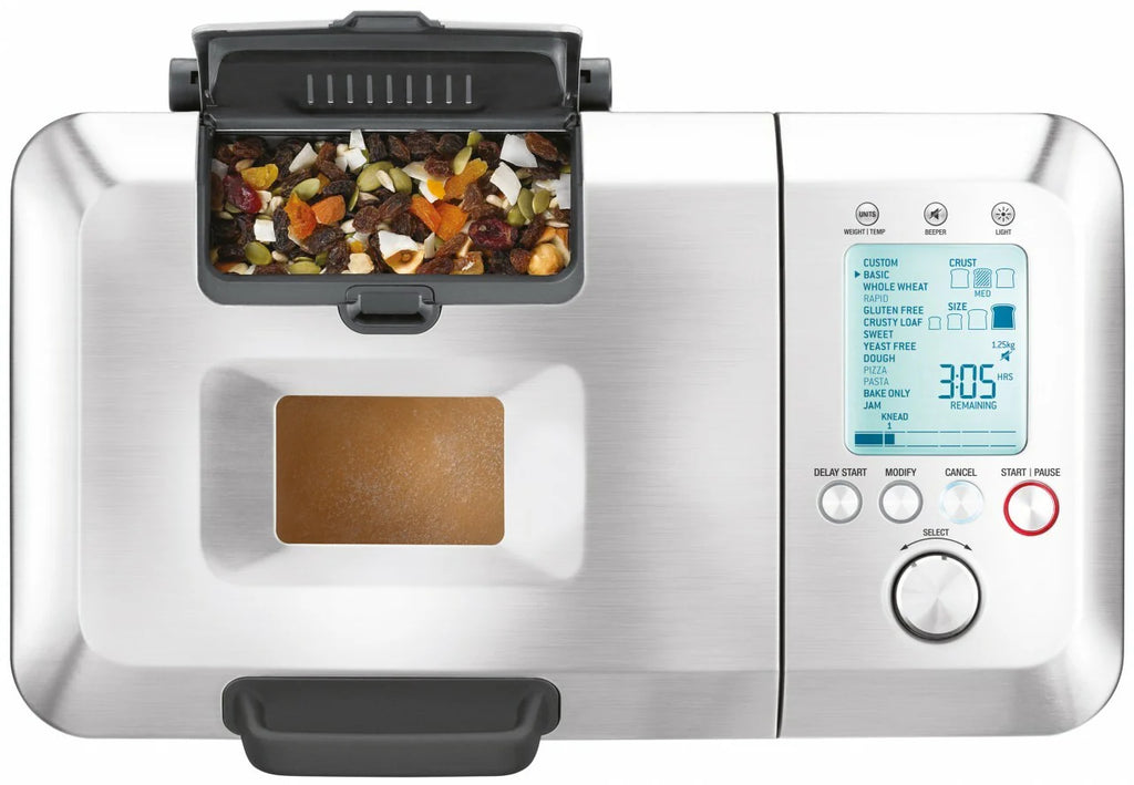 2.5-lb Bread Maker with nut dispensor T5340