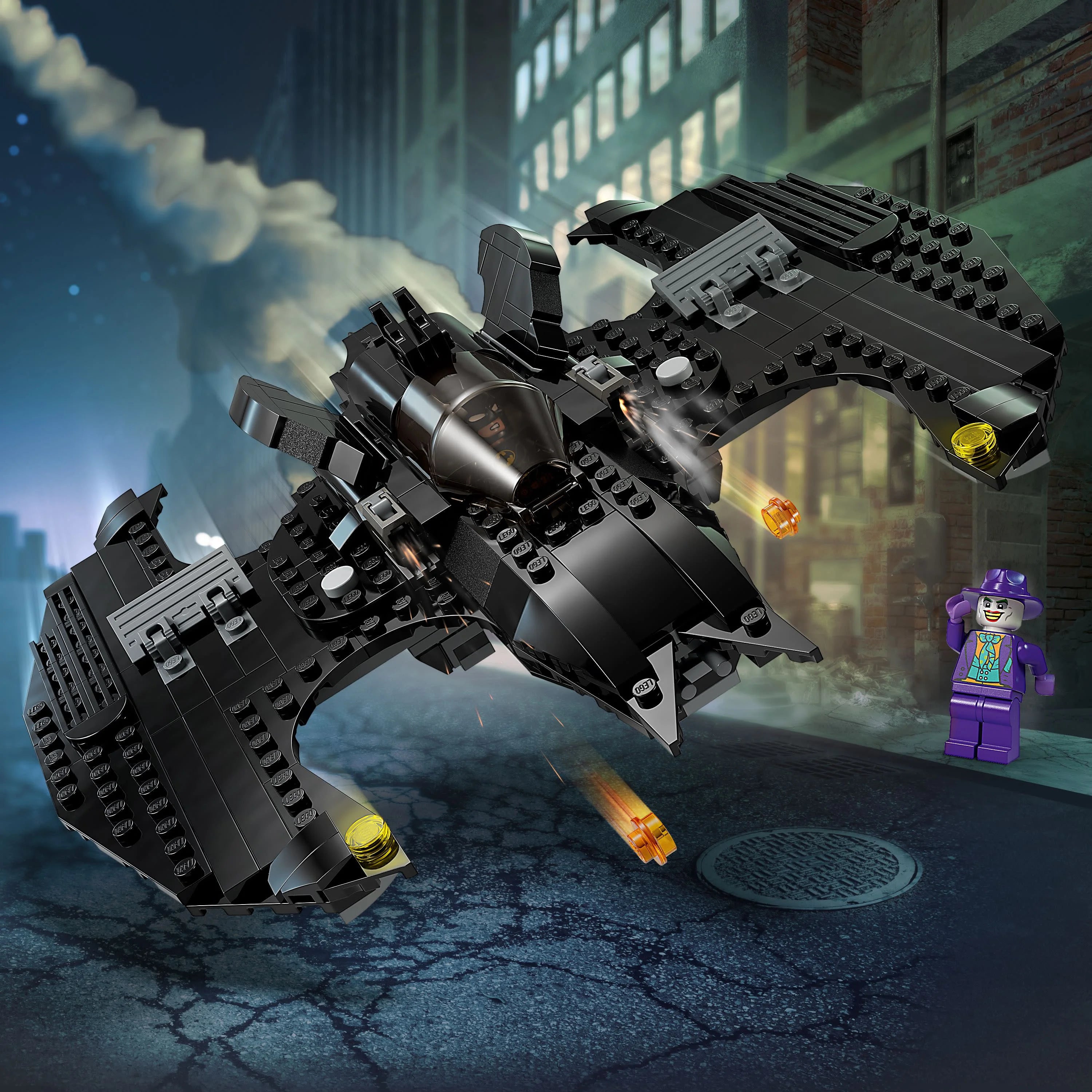 Batwing Playset with 2 Minifigures T3785