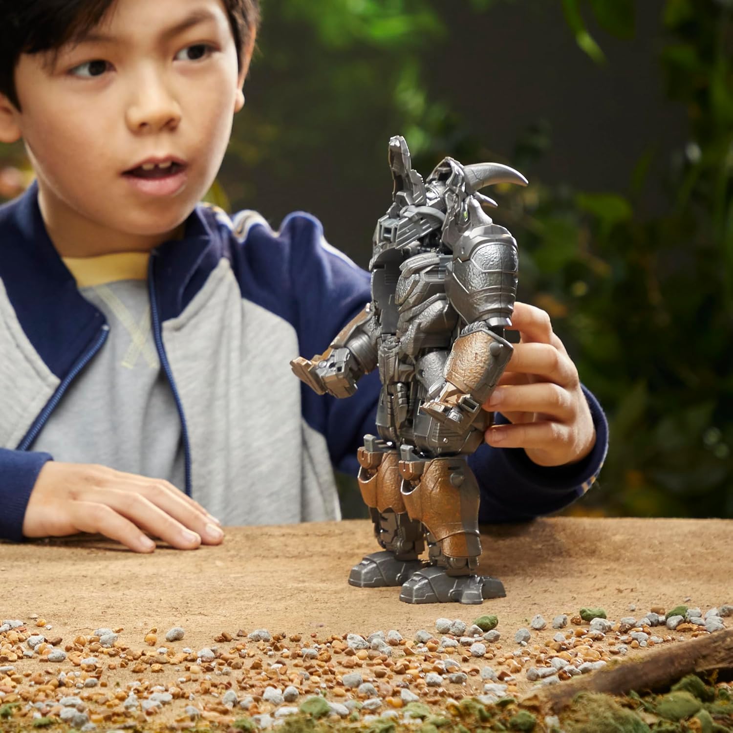 9-inch Smash Changer Rhinox Action Figure U37635