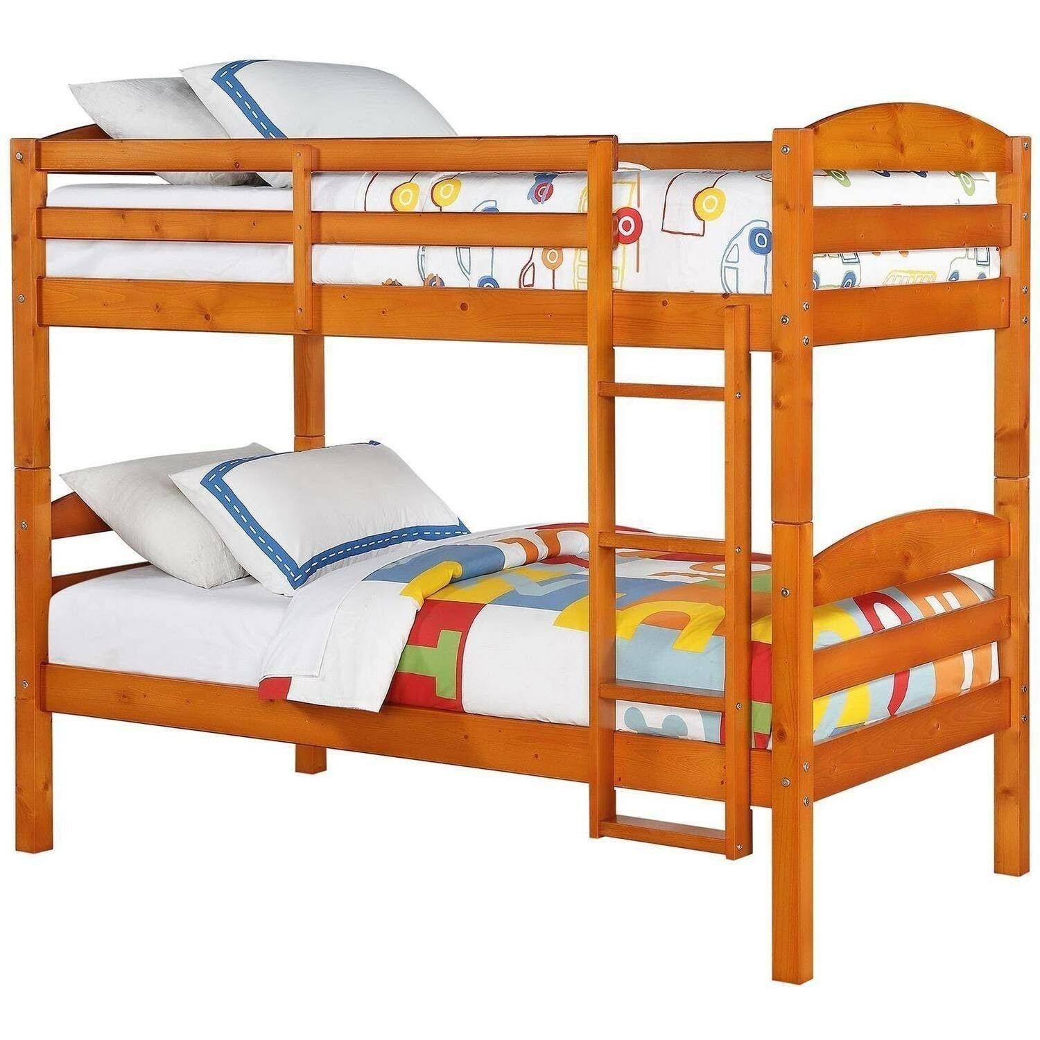 Pine Wood Twin-over-Twin Bunk Bed H6287