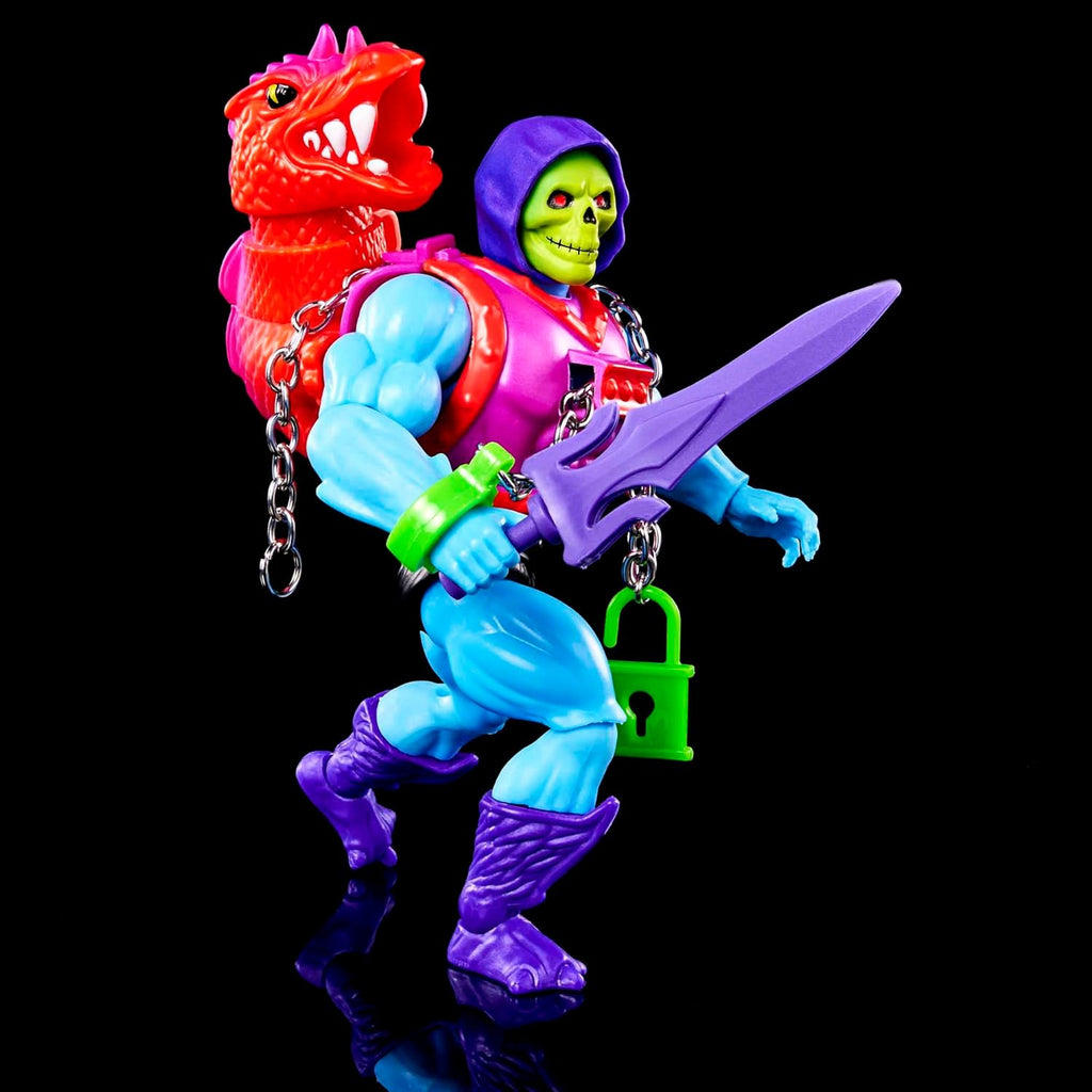 Deluxe Dragon Blast Skeletor 5.5-in Action Figure with Accessories T571