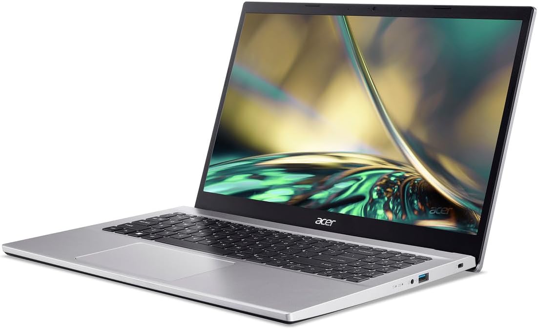 15.6" Full HD Display Core i5 8GB DDR4 256GB NVMe SSD Silver Laptop O914638