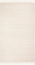 Ivory Handmade Wool Accent Rug F3665