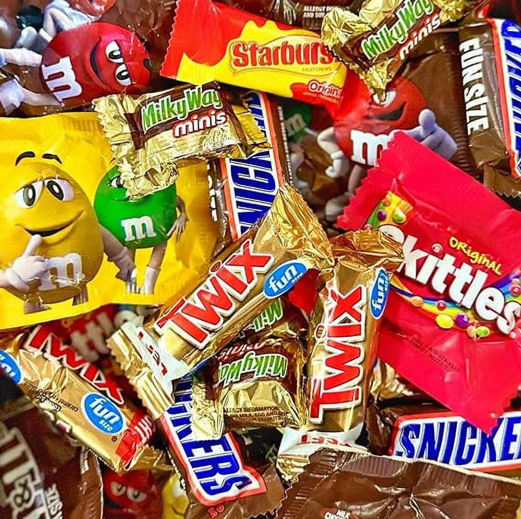 4 Pound Chocolate Candy Bundle with Twix, Snickers, Milky Way, M&M's, Skittles, Starburst Q35030