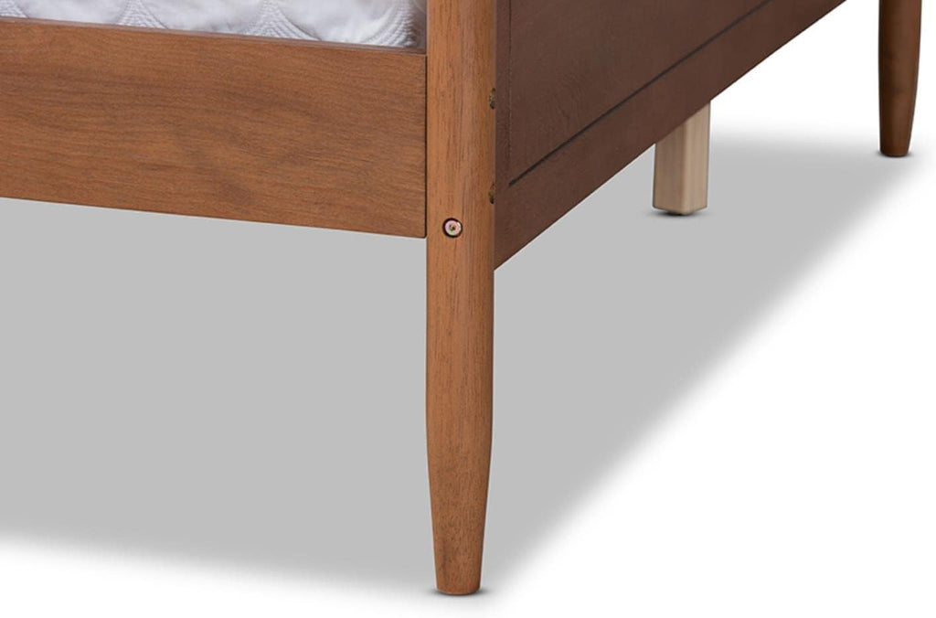 Walnut Brown Finished Wood Full Size Daybed G792613