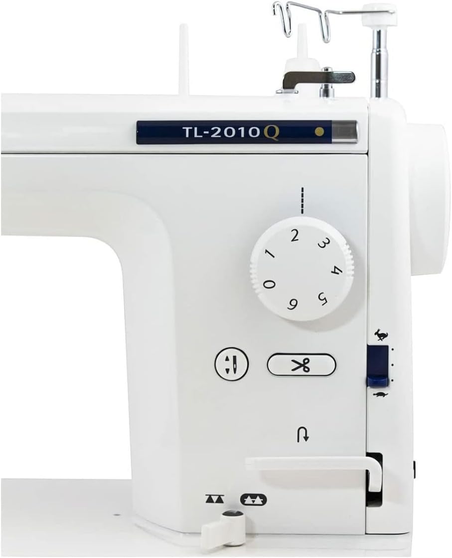 1-Needle Lockstitch Portable Sewing Machine F1803