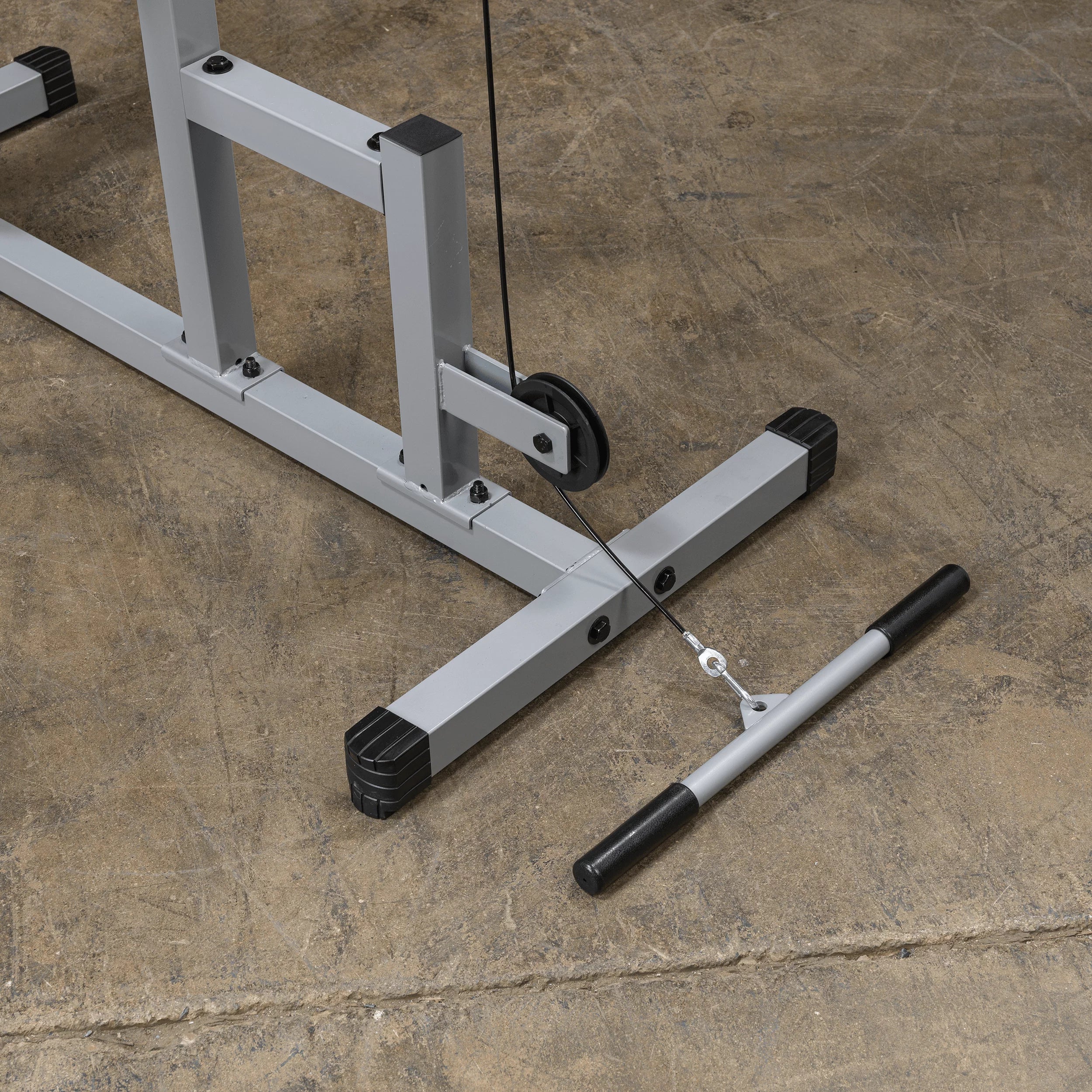 Lat Pulldown and Low Row Machine L6975
