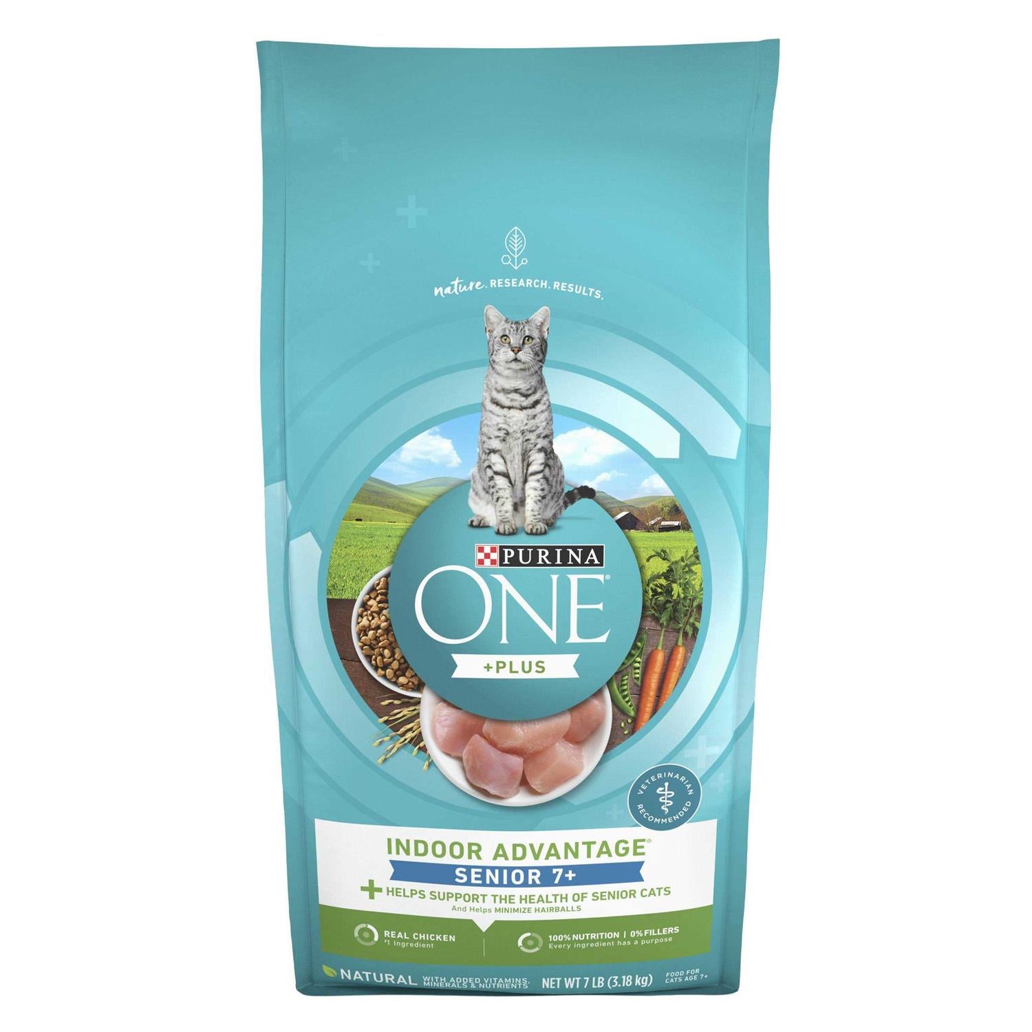 Senior Dry Cat Food D62931
