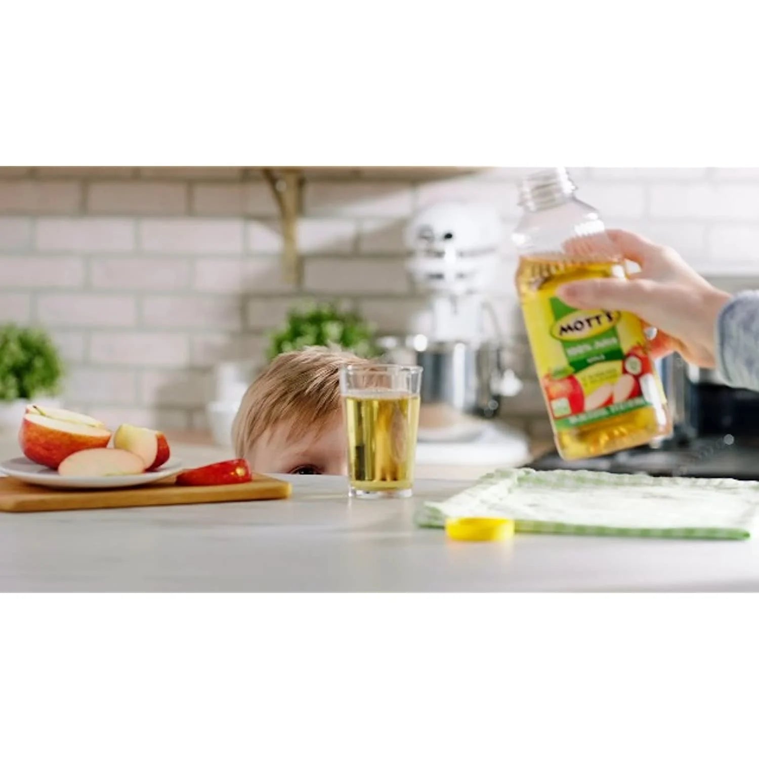 64 Fl Oz Apple Bottles (Pack Of 8) Z146374